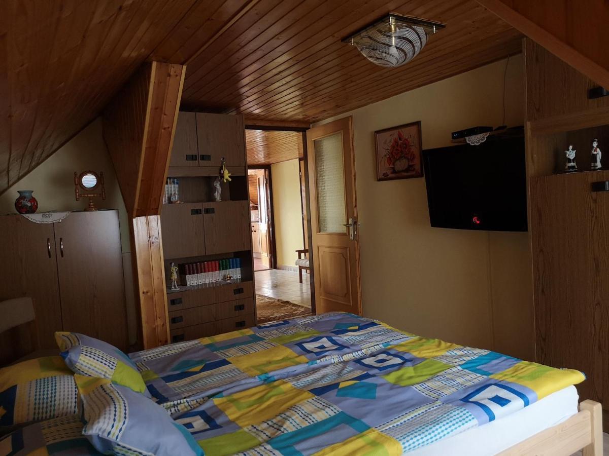 Szabo Vendeghaz Hotel Siklós Eksteriør billede